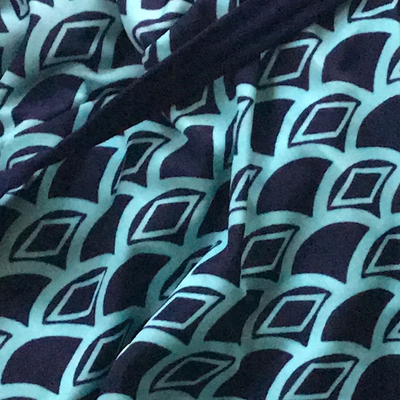 🆕🌸 Jade & Navy Blue Wrapped Front Print Dress - Picture 3 of 3